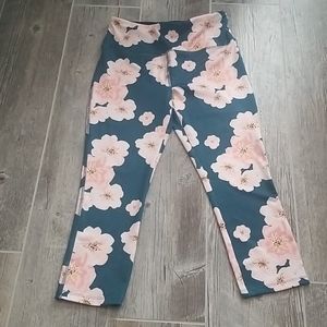 CALI Active Floral Leggings Size M